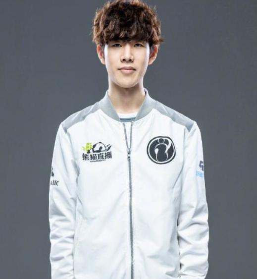 Vitality战胜G2，晋级IEM Chengdu 2025季后赛