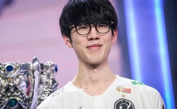 BLAST 秋季对决队伍、赛制、赛程、奖金、人才