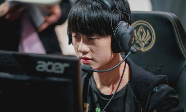 电竞消极比赛屡见不鲜，原来LOL还有这么出名的一幕